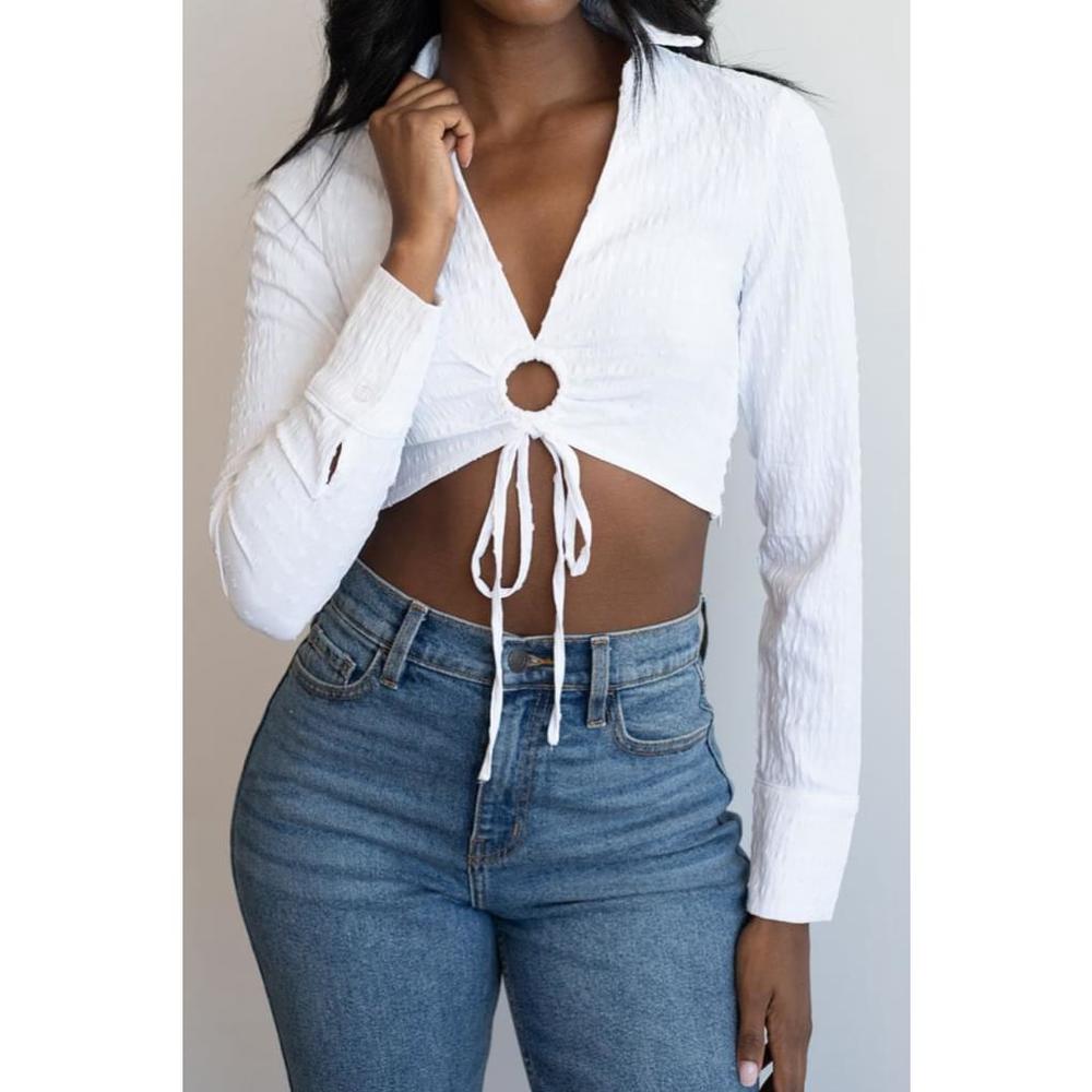 ♦️SOLD♦️ - 💚 PRE-LOVED] Women's - O-Ring Crop Shirt - Size L